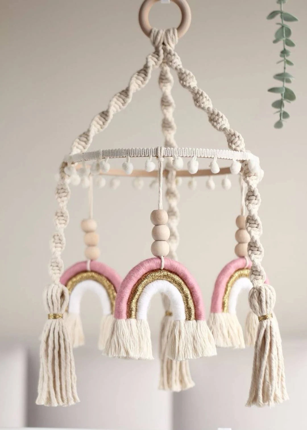 Regenbogen Mobile aus Makramee – Babyzimmer Deko & Geschenkidee